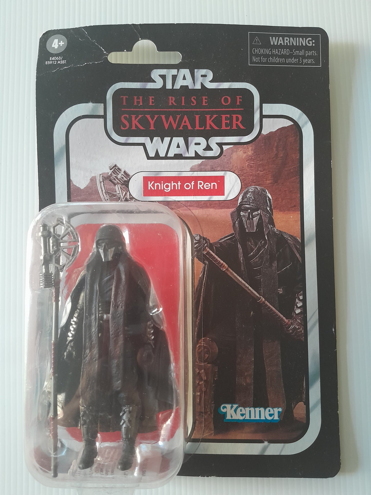 Star Wars: The Vintage Collection Knight Of Ren (Damaged cardback)