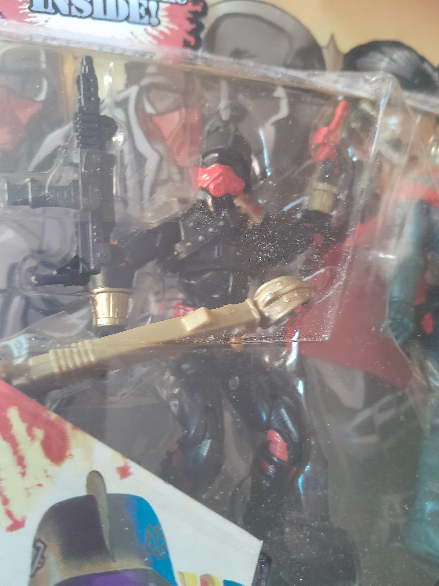 GI JOE Comic Pack Destro & Iron Grenader