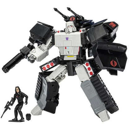 Transformers Collaborative G.I. Joe x Transformers Megatron H.I.S.S. Tank & Baroness