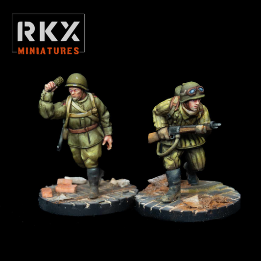 1/56 28mm Soviet Flamethrower Team For Tabletop Wargaming